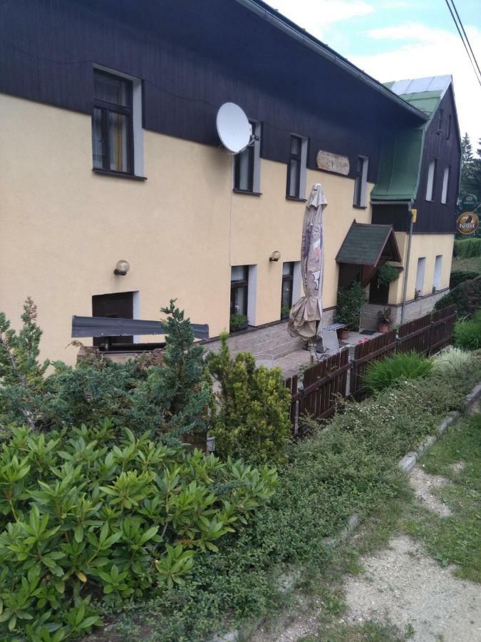 Penzion Borovice Josefŭv Dŭl Eksteriør billede
